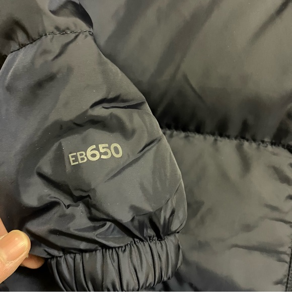 Eddie Bauer Men’s Wide-Channel Hooded Down Jacket - Navy - Picture 5 of 11